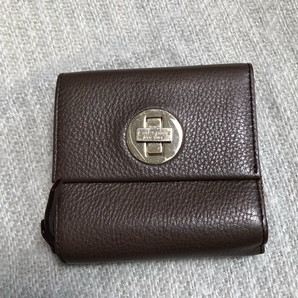 KATE SPADE SPACIOUS WALLET - Picture 2 of 8